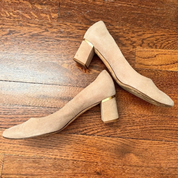 Kate Spade Beige Dolores Too Suede Stacked Gold Heels Size 8 - Picture 9 of 9